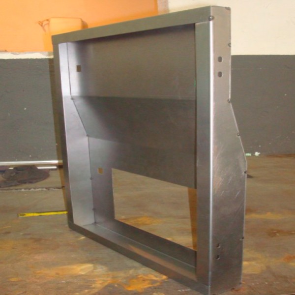 Fabricação De Gabinetes Metálicos??